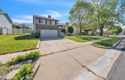 1052 N 1000 E, Layton, UT 84040