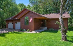 505 N Brookview Lane SW, Isanti, MN 55040