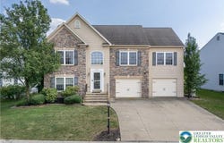 7716 Scenic View, Lower Macungie Twp, PA 18062