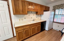 3442 Amesbury Lane, Brunswick, OH 44212