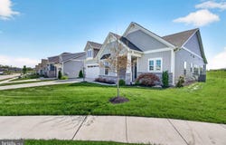 374 LIVELY STREAM WAY, GETTYSBURG, PA 17325