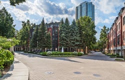 486 N CLINTON Street, Chicago, IL 60654