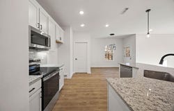 1 Boswell  DR, Bella Vista, AR 72715