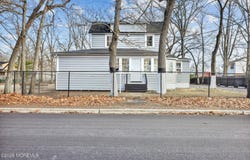 110 Charles Street, Old Bridge, NJ 08857