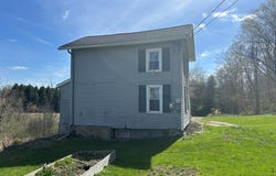2909 Springfield Rd, Columbia Cross Roads, PA 16914