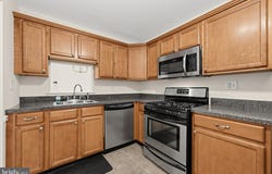 63 CENTER Lane, MOUNT LAUREL, NJ 08054