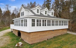 84 Old Harbor Road, Vinalhaven, ME 04863