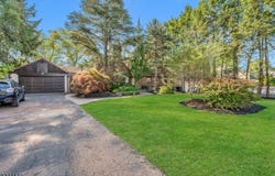 2086 Westfield Ave, Scotch Plains Twp., NJ 07076-1812