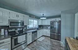 329 Wyandotte Rd, Hoyt Lakes, MN 55750-0000