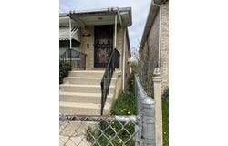 7502 W 64th Street, Summit, IL 60501