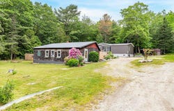 833 Sedgwick Ridge Road, Sedgwick, ME 04676