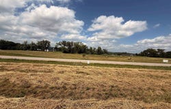 Diane Kay Way lot: 32, Merrimac, WI 53561