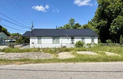 1974 Forest Avenue, North Charleston, SC 29405