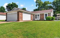 375 Novara Drive, Ballwin, MO 63021