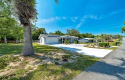 66 S Desoto Street, Beverly Hills, FL 34465