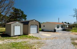 536 Melon Dr, Cave City, AR 72521