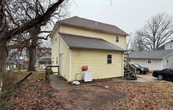 839 Poplar Street, Poplar Bluff, MO 63901