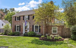 10 VINING LN, WILMINGTON, DE 19807