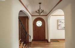 2211 SE HARRISON ST, Portland, OR 97214