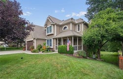 1721 Parkside Drive, Liberty, MO 64068