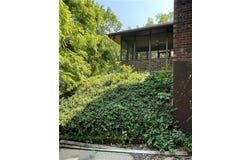3111 N 35 Street, St Joseph, MO 64506