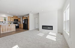 4914 E St, Springfield, OR 97478