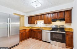 10921 HARPERS SQUARE CT, RESTON, VA 20191