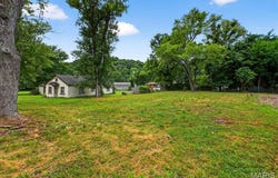 1217 Kiefer Creek Road, Ballwin, MO 63021