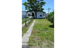 229 LOCUST Street, HANOVER, PA 17331