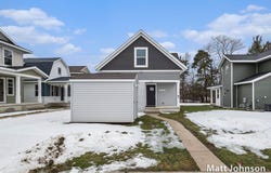 2077 Linden Avenue SE, Grand Rapids, MI 49507