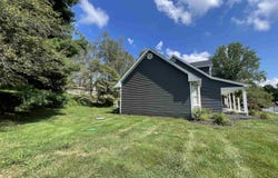 900 N Quail Ridge Circle, Vincennes, IN 47591