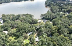 450 Lakeshore Drive, Jackson, GA 30233