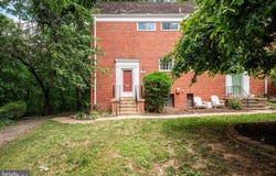 1557 MOUNT EAGLE, ALEXANDRIA, VA 22302