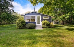 33B South Midway Rd, Shelter Island, NY 11964
