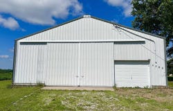 6285 E 28th Street N, Newton, IA 50208