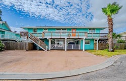 18 Catalina Dr., ROCKPORT, TX 78382