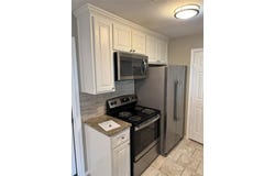 6925 Calendar Road, Arlington, TX 76001