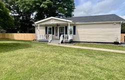 37 Lake, Lagrange, GA 30241