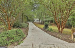 40 Paces Landing, Newnan, GA 30263