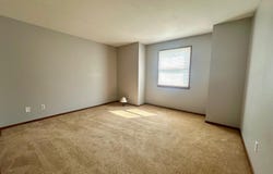 1079 Millpond Road, Valparaiso, IN 46385
