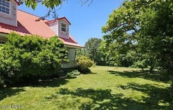 230 Sidney Baird Road, Bradford, TN 38316