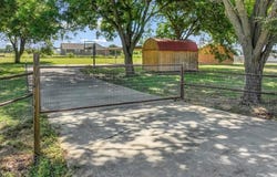 111 Quail Drive, Springtown, TX 76082