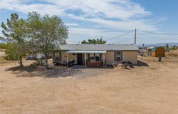 5146 W Burro Drive, Golden Valley, AZ 86413