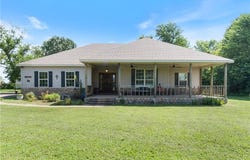 15890 Mariano  RD, Bentonville, AR 72712