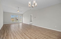 556 Eldemire Lane, Elyria, OH 44035
