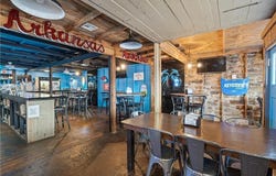 105  W Main  ST, Huntsville, AR 72740