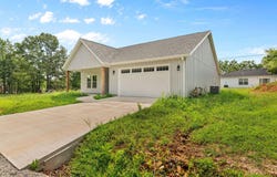 67 Thorn Rdg Road, Reeds Spring, MO 65737