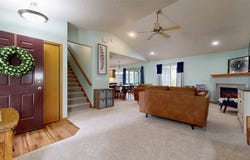 14 Charles Dr, IowaCity, IA 52245
