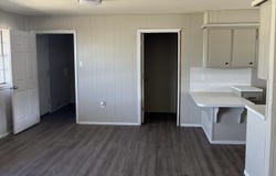 307 E 5th Street, Sundown, TX 79372