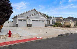 1122 Dixie Lane, Fernley, NV 89408